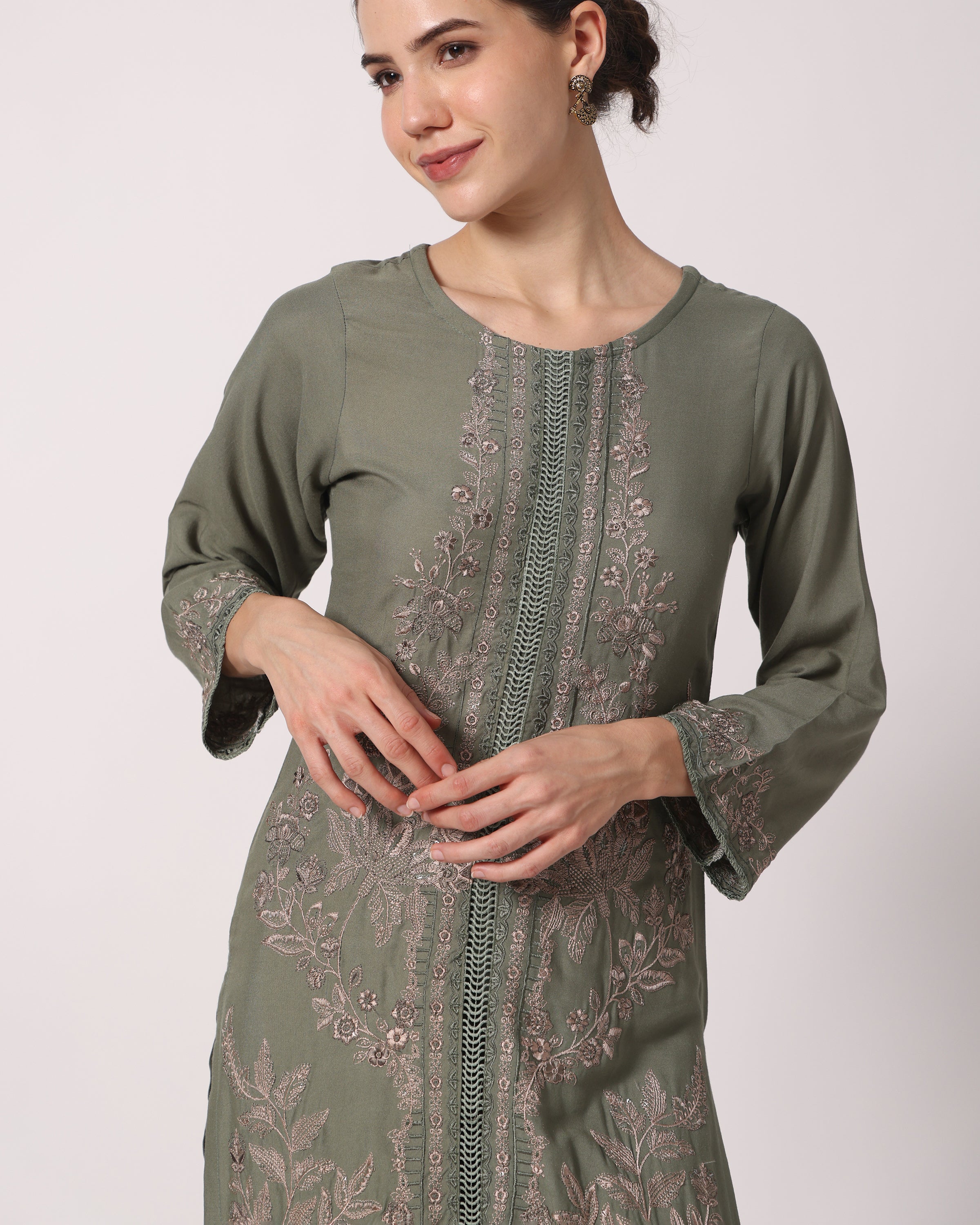 Amaira - Green Reyon Glow