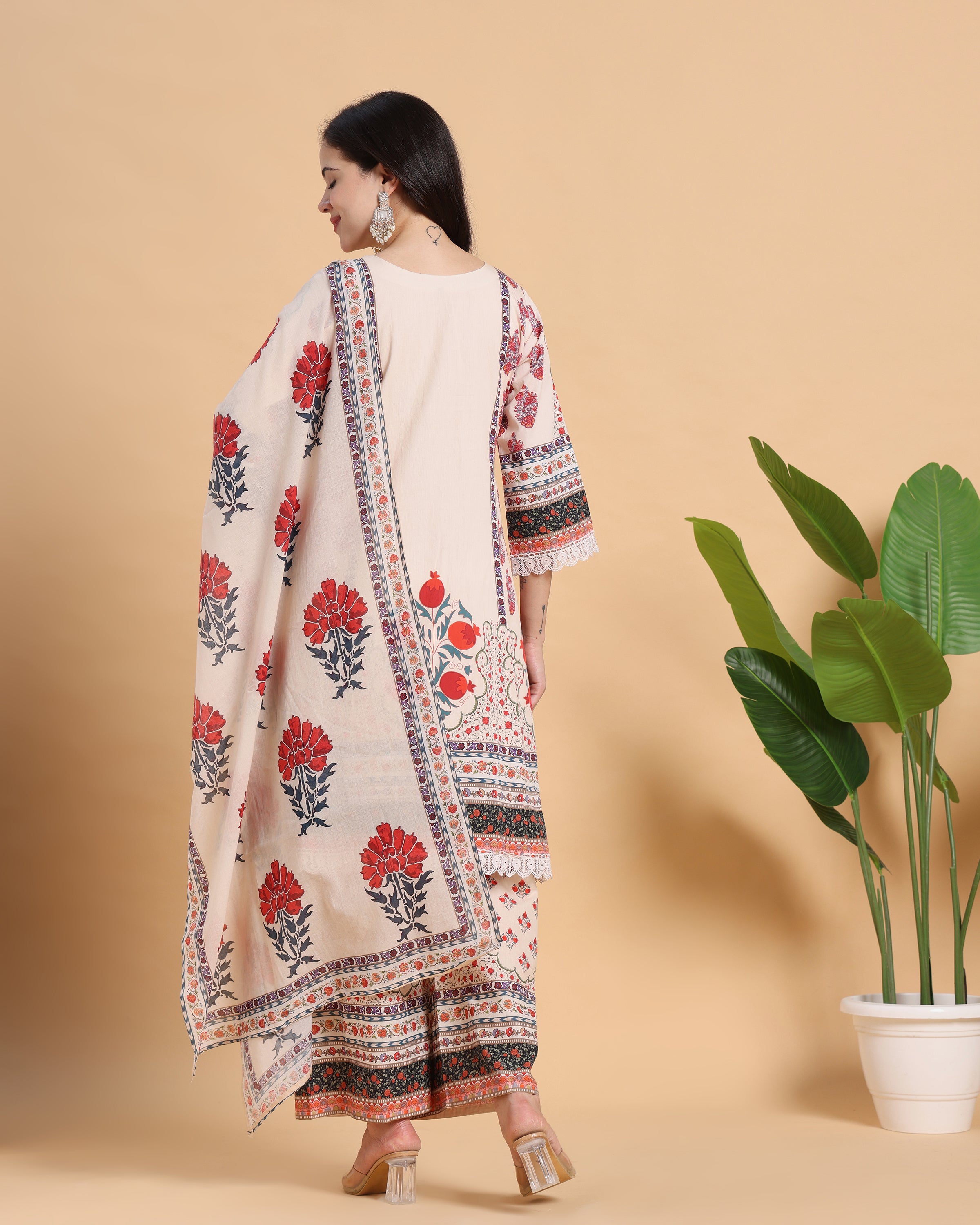Saanvi - White & Red Casual Cotton