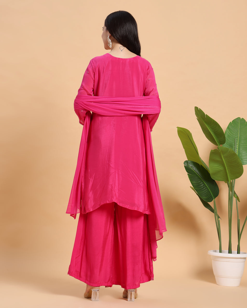 Myra - Hot Pink Festive Glow